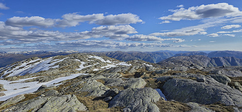South from Noltane with Dystingen at the center