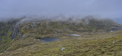 Descending into the valley between Veten and Brurahornet Vesttoppen