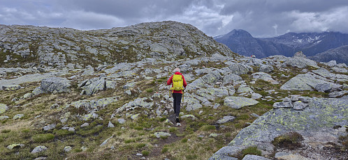 Approaching the summit of Gråurdstinden