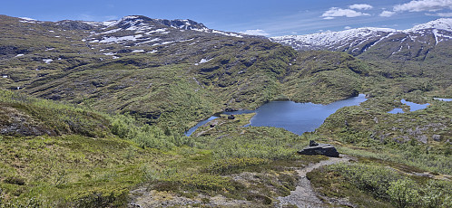 Descending to Torvedalshytta