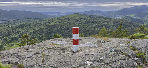Hetlebakksåta with Birkelandsnipa in the background