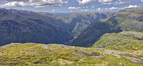Botnadalen from the ascent to Simlenuten