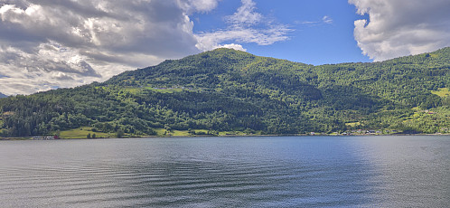 Looking back up at Skjeggen from Vandanes