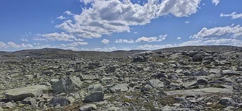 Off-trail towards Storetunga