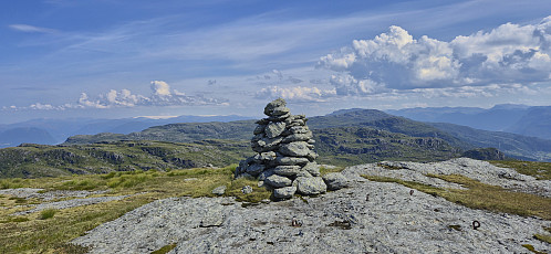 Northeast from Gaddanuten