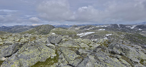 Looking back at Storhaugane from Søre Grøndalsnuten