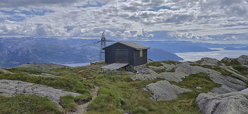Unnamed cabin above Toppen