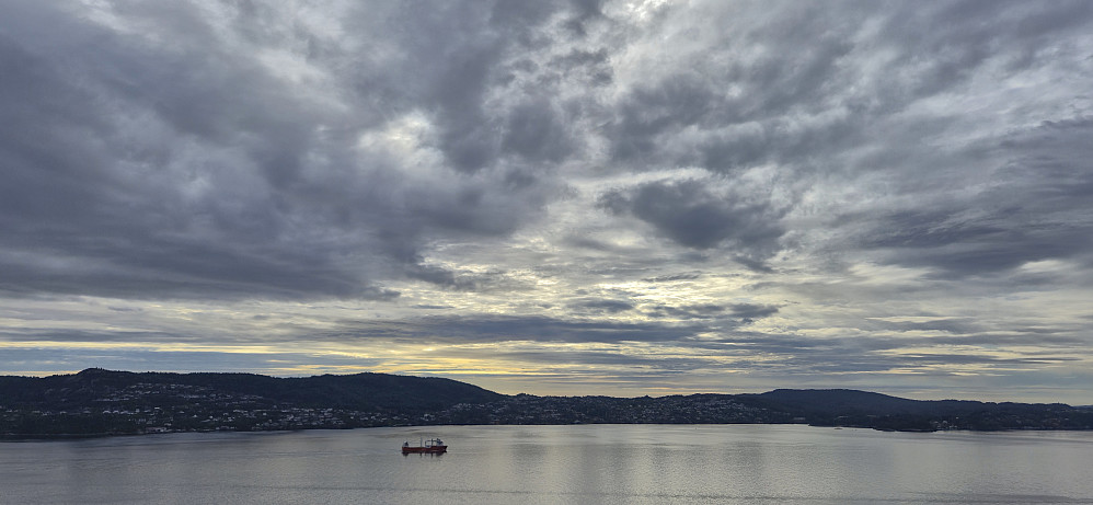 The clouds above Askøy from Lønborg at the end of the trip