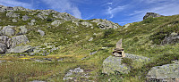 Marked trail to Storafjellet