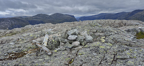 Northeast from Øvsthusnipa