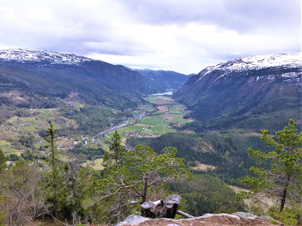 Utsikt fra Bindingsnuten. Panorame. Norge på sitt vakreste
