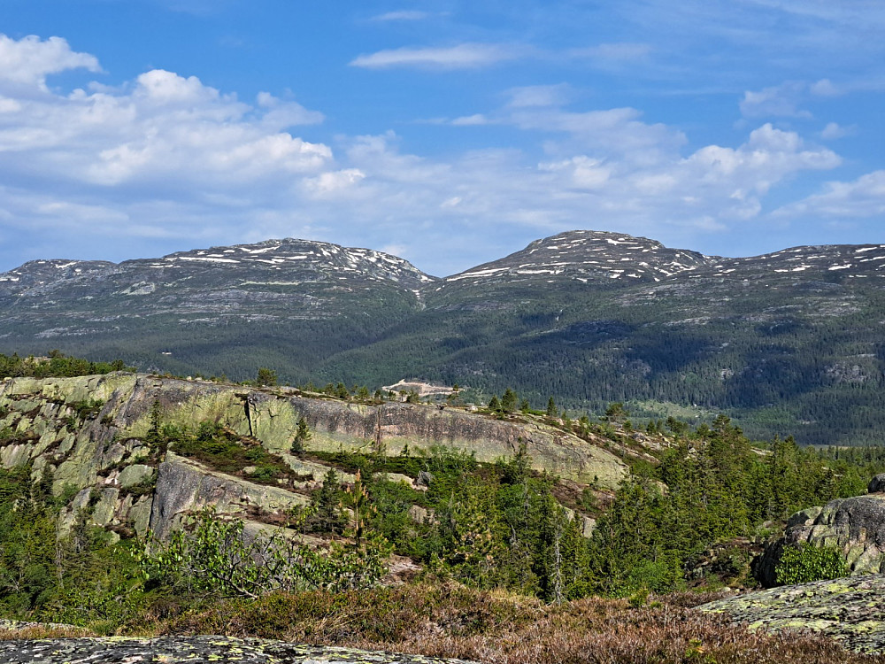 Jørannatten og Troganatten som troner høyest på Lifjell