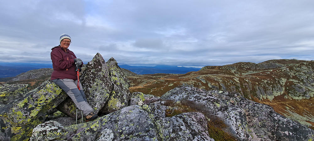 Toppen er nådd på Tulla, Gaustatoppen ligger i skya i dag