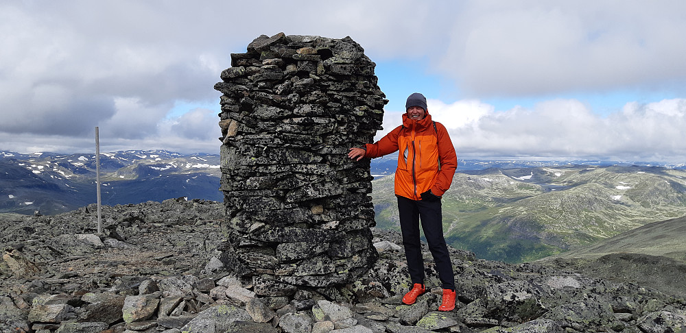 Varden på toppen av Grindane. (Foto: Johannes Nygaard)