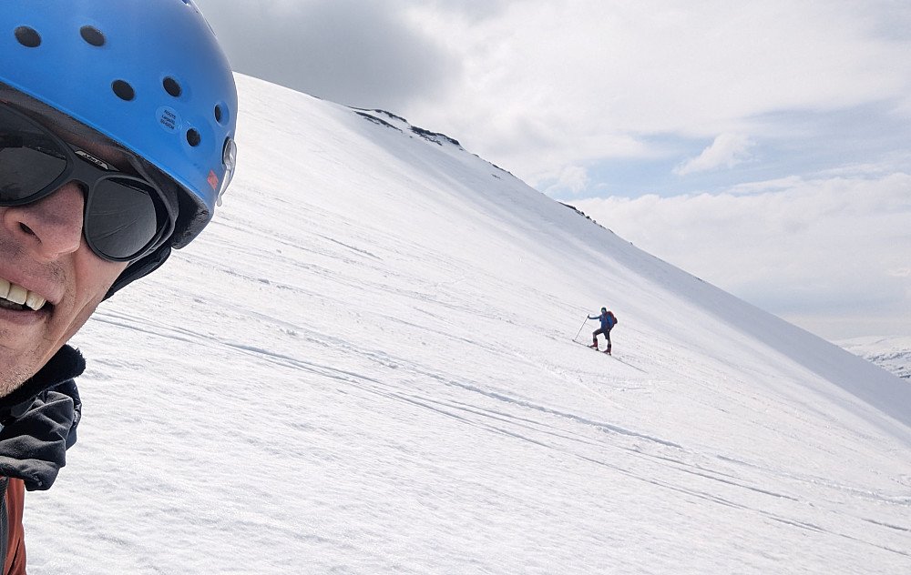 Høydemeter er det nok av på denne turen. Og de er jevnt fordelt, så det blir en av de skikkelig fine skibakkene - når det er god snø å kjøre i.