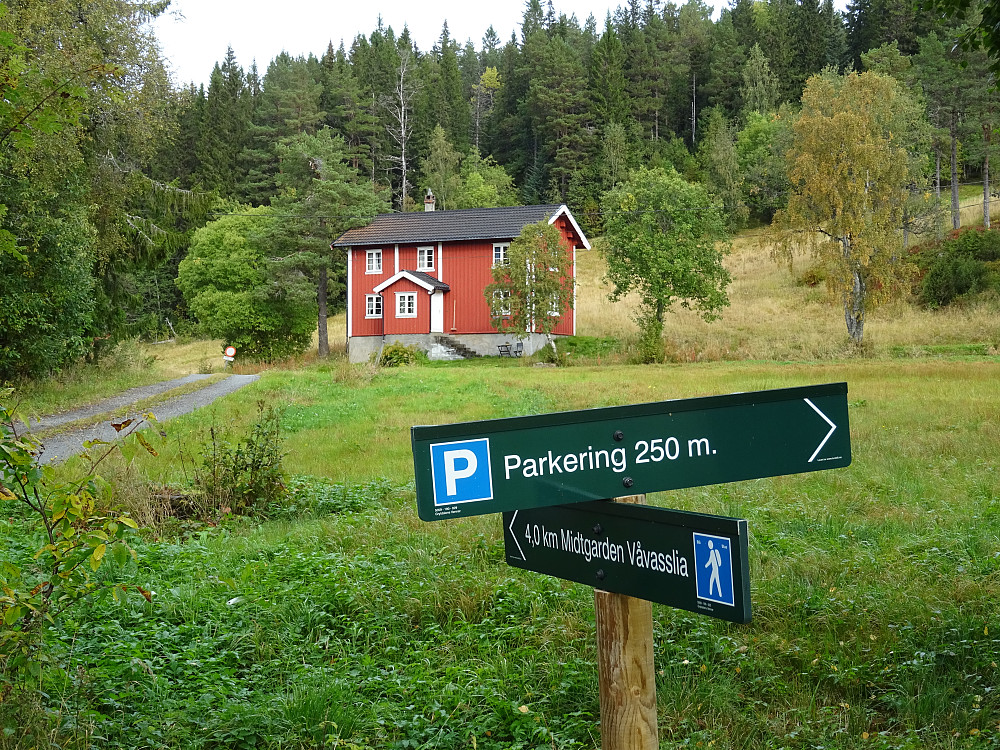 På tur mot parkeringa på Sognli