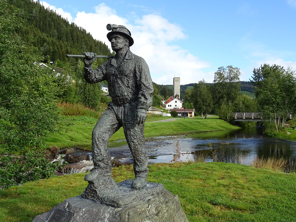 Statue av en gruvearbeider i Malm