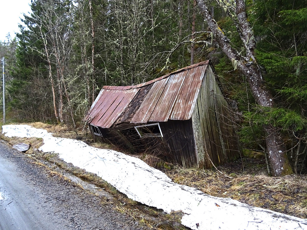 En falleferdig bygning i Møllevegen