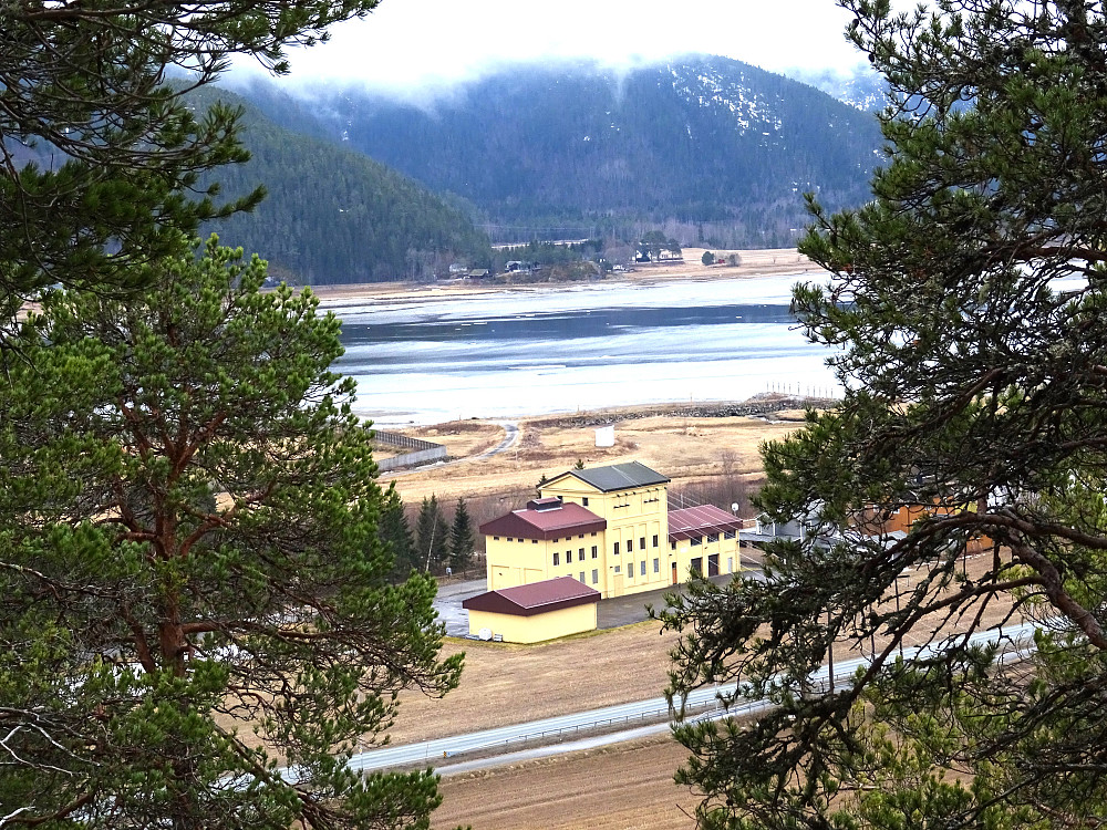 Utsikt fra Fjøsberget mot Høyknes Trafostasjon