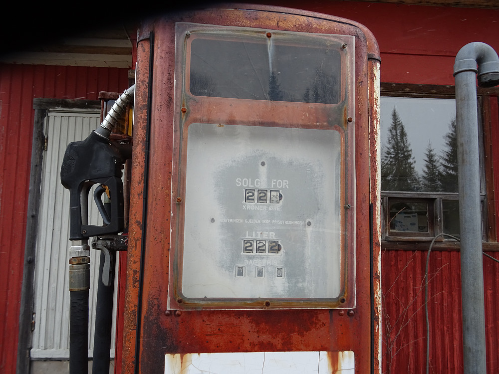 22 liter diesel for 22 kroner på Skorovasveien
