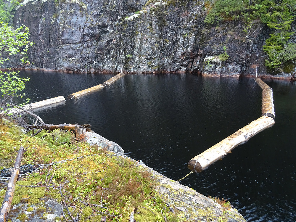 Bølgedempere i Tavlåvatnet