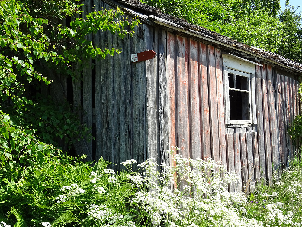 Veiviser for pilegrimsleden på Velvang. 