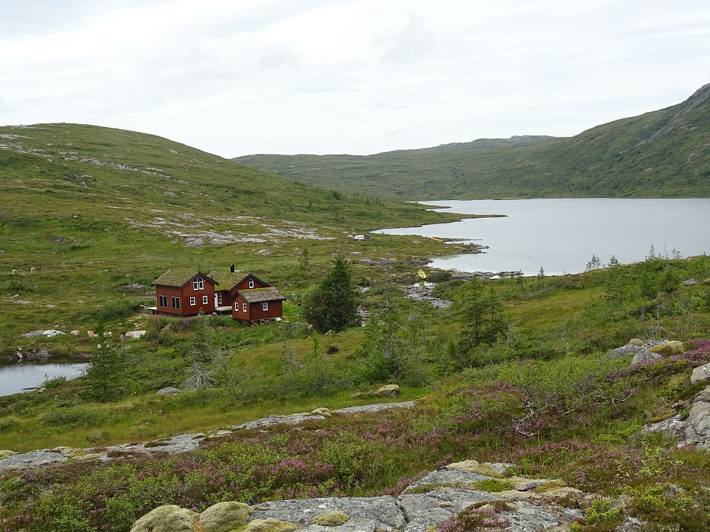 Flott hytte på sørsiden av Gurben