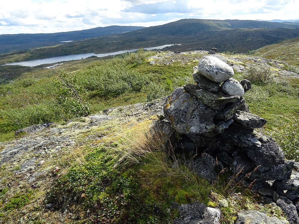 Varden på Sandafjellet mot Langsjøen