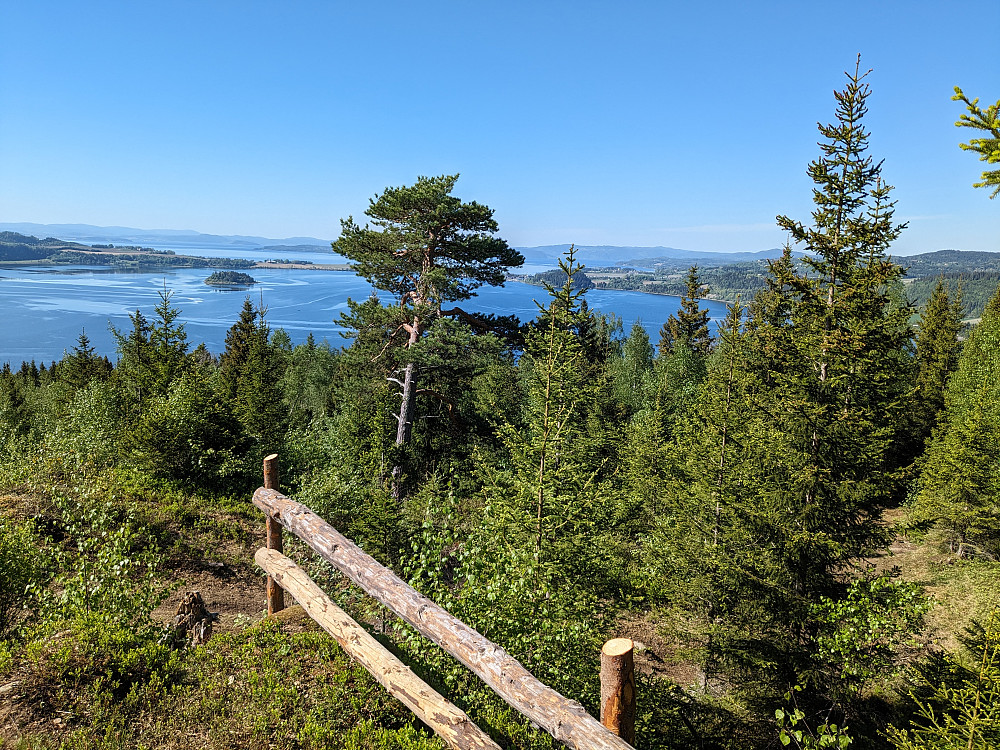 Utsikt mot Borgenfjorden
