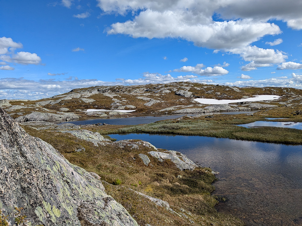 Høyeste punkt ved grenserøys og grensemerke for Børgefjell Nasjonalpark
