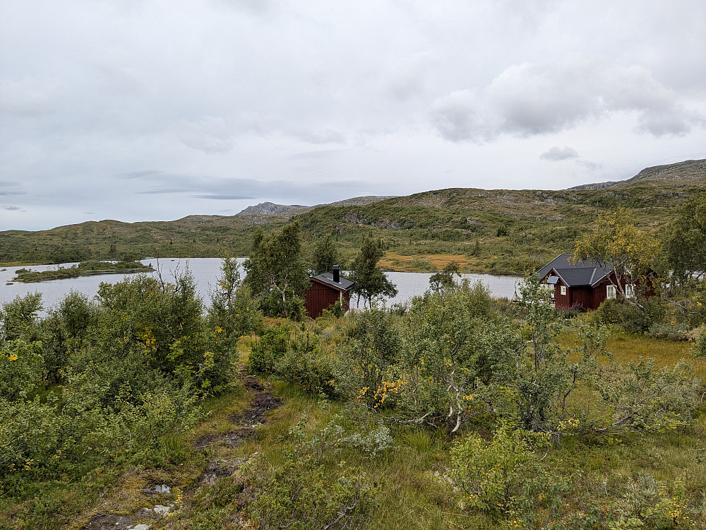 Den flotte utleiehytta til Lierne Fjellstyre ved Øvre Kviltjønna