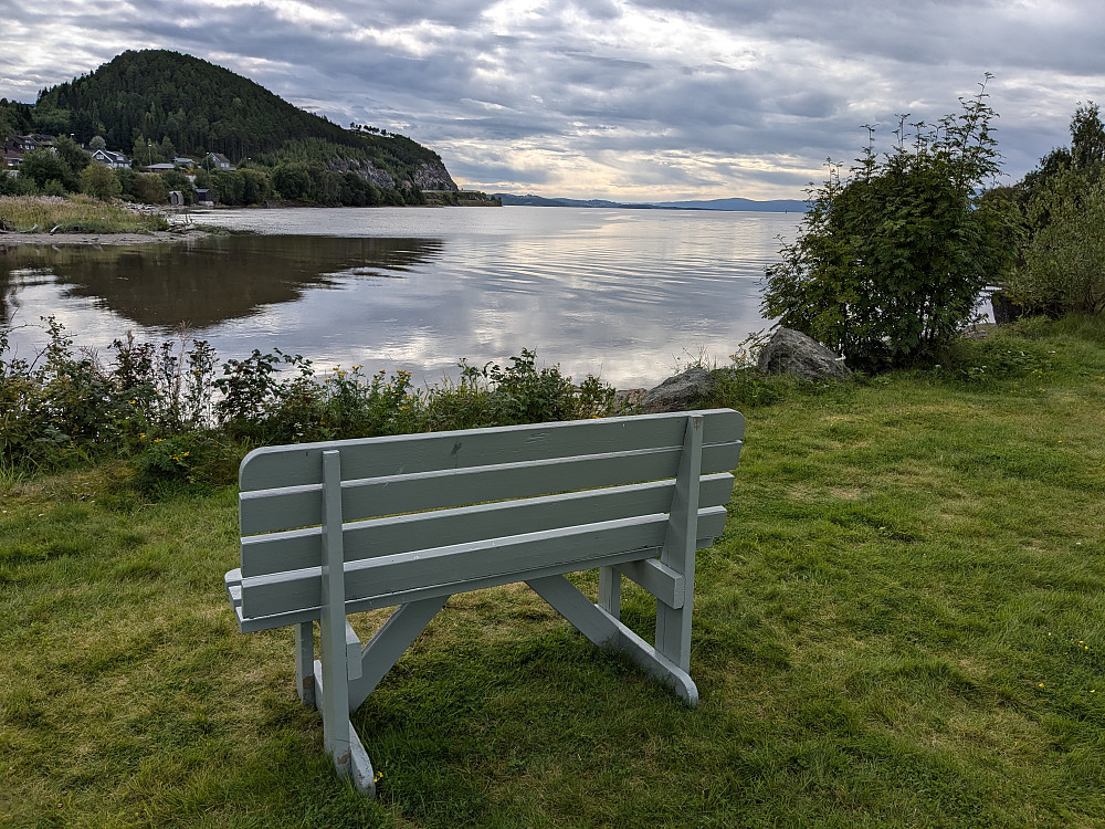 Rasteplass ved sjøen i Steinkjer