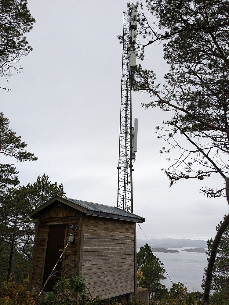 Telemast like før toppen av Granhatten