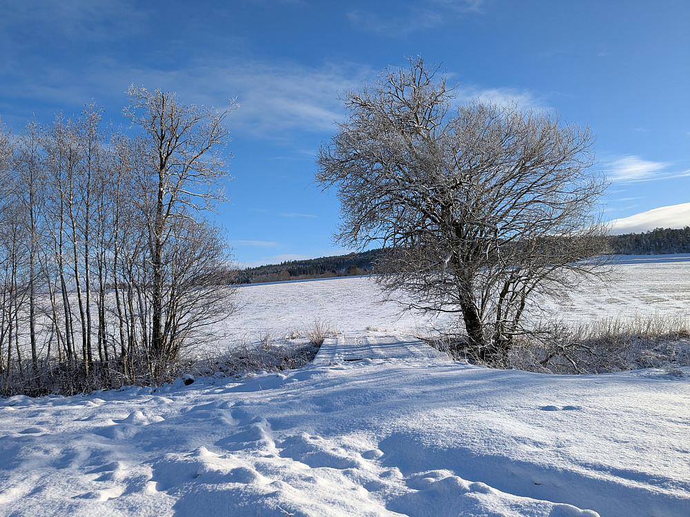 Traktorbru over Heltuvelva
