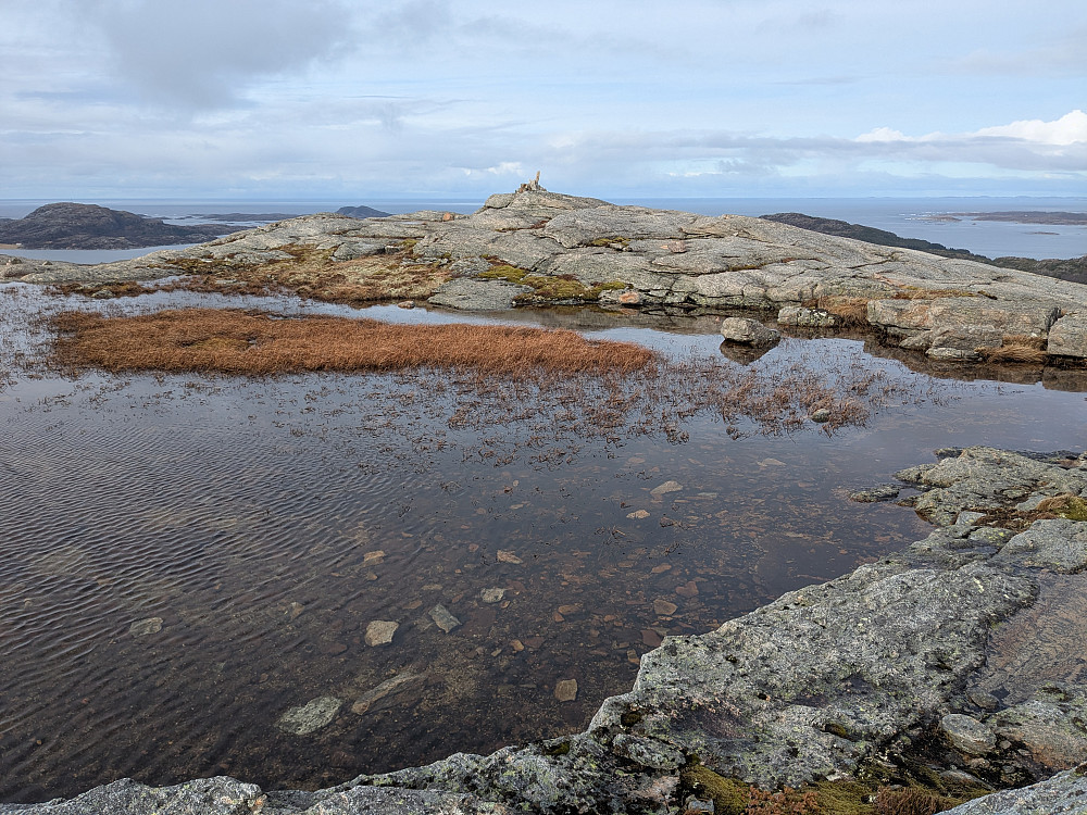 Varden på Nordfjellet midt i bildet