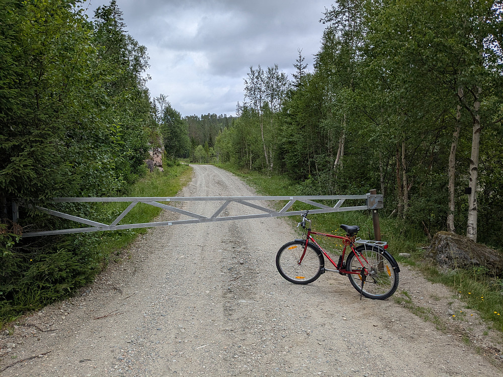 Stengt bom ved Røyklitjønna