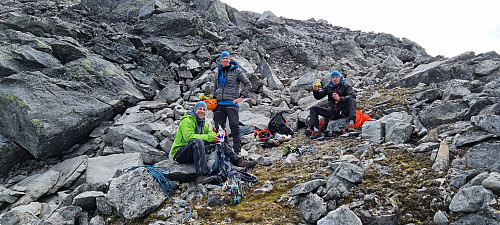 Rast mot Vesttoppen med "gjengen". Thomas, Casper og Carl Frode