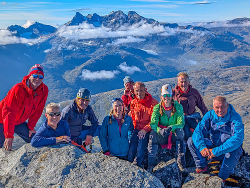 Stølsnostind